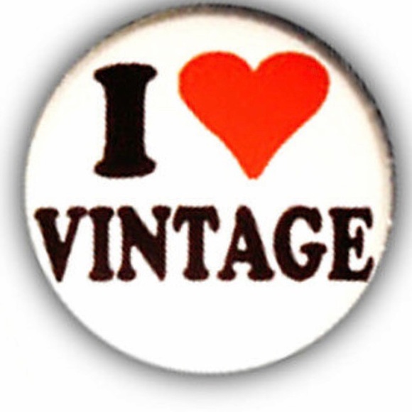 DOWNSIZING MY CLOSET! New and Vintage!! ❤️ - Picture 3 of 8